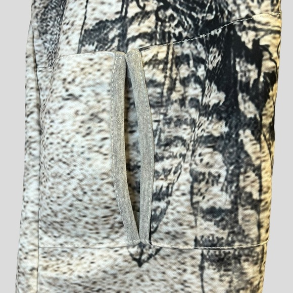 Women’s Hoodie 2X White Wolf 1/4 Front Snap Closure - Picture 5 of 13